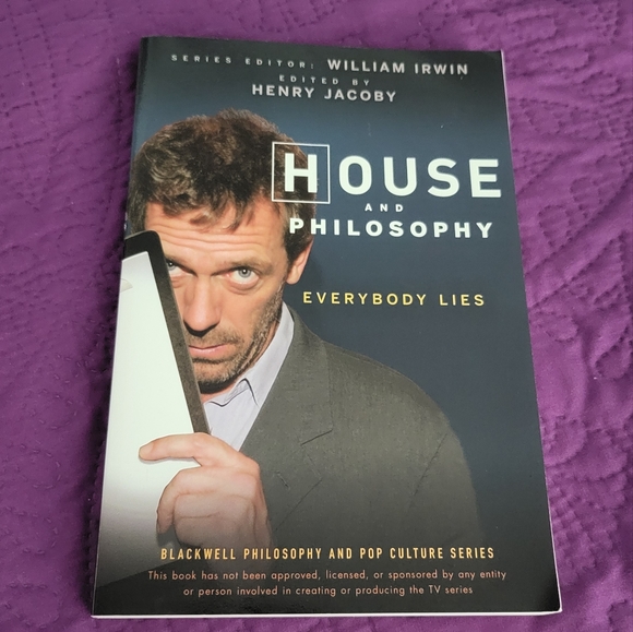 2 Books - Picture 3 of 7